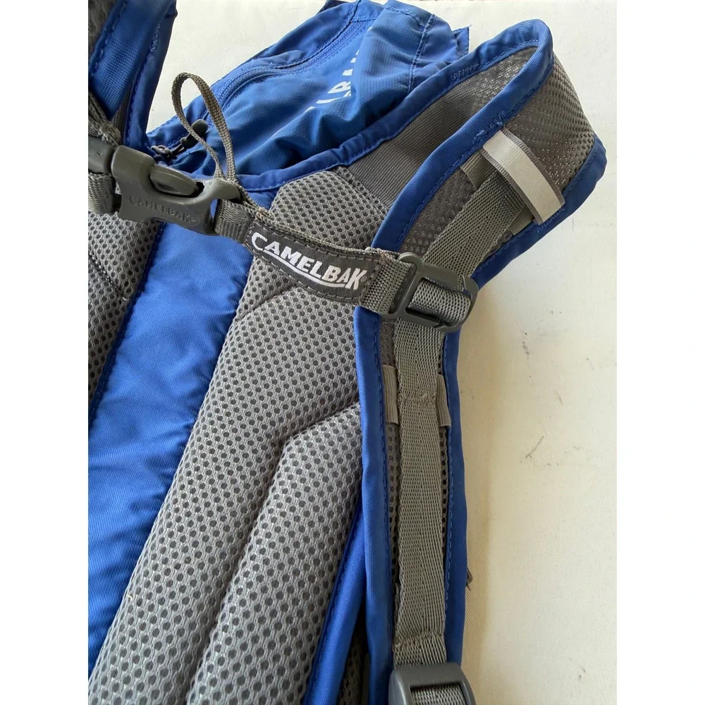 CamelBak Rogue light Hydration Pack Blue Grey Cycling Hiking‎ Backpack w Bladder